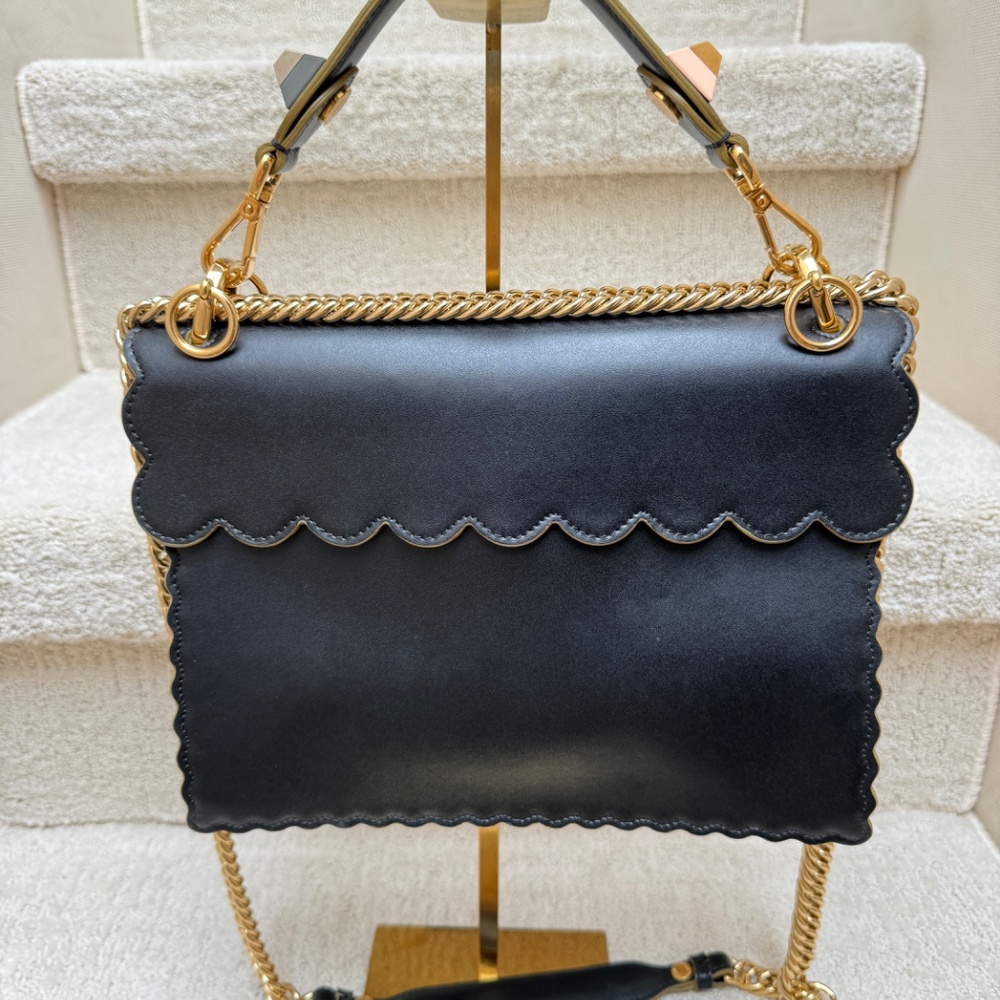 Fendi Vitello Liberty Scalloped Studded Kan I Shoulder Bag Black - Picture 7 of 12